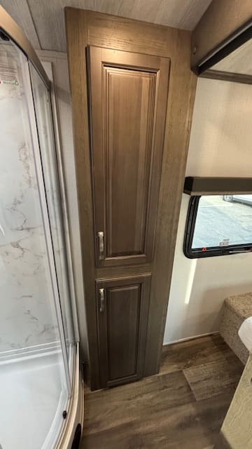 2022 COUGAR 34TSB by KEYSTONE - Image 31