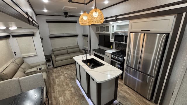 2026 HAMPTON 375DBL by CROSSROADS - Image 6