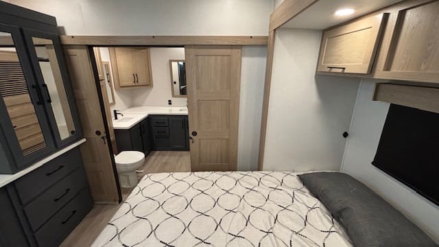 2026 HAMPTON 372FDB by CROSSROADS - Image 26