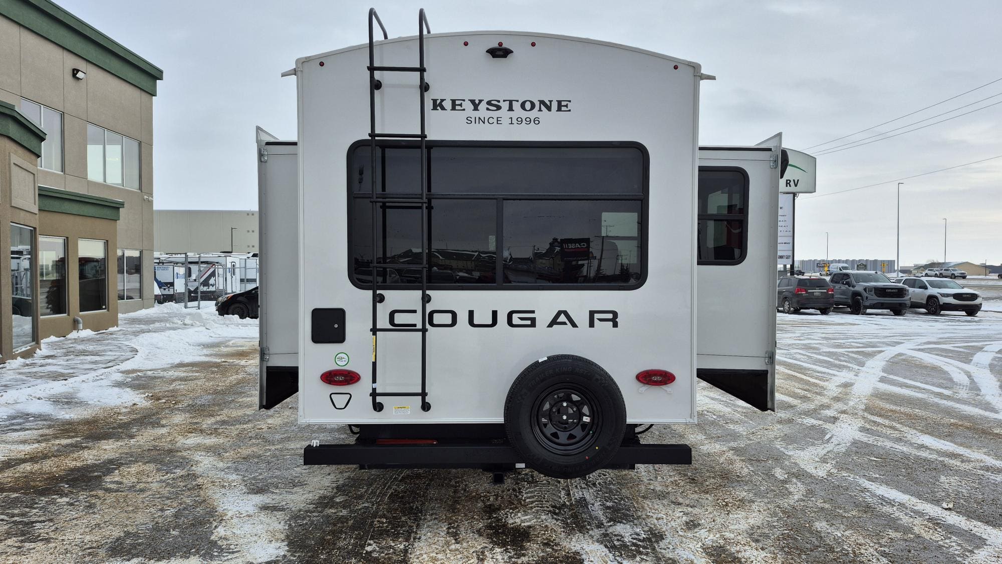 2026 COUGAR 33RLI by KEYSTONE - Image 5