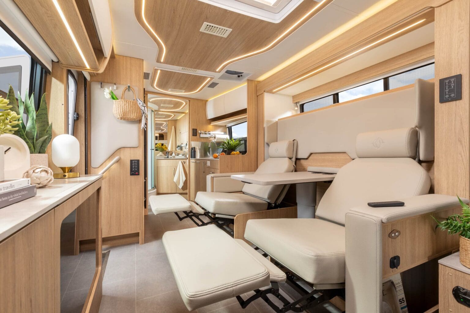 2026 UNITY U24MBL by TRIPLE E CANADA - Image 4