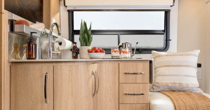 2026 UNITY U24TB by TRIPLE E CANADA - Image 8