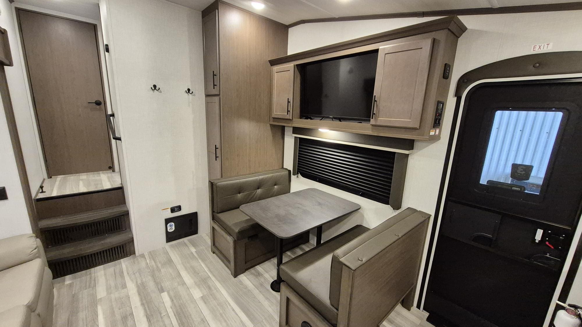 2026 COUGAR 2100RK by KEYSTONE - Image 7