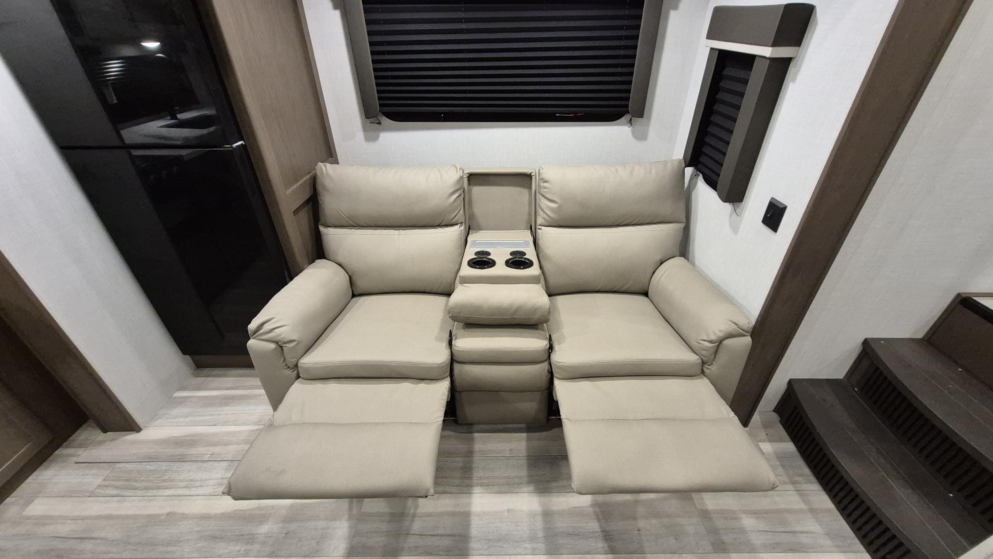 2026 COUGAR 2100RK by KEYSTONE - Image 11