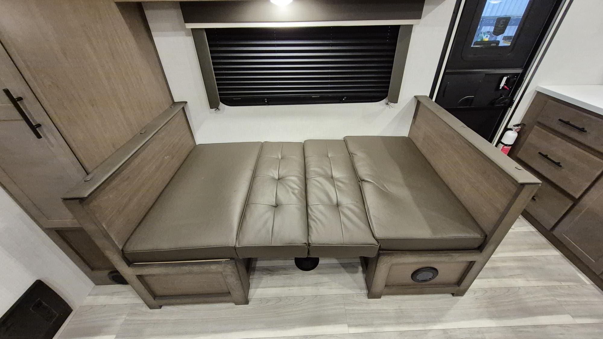 2026 COUGAR 2100RK by KEYSTONE - Image 12