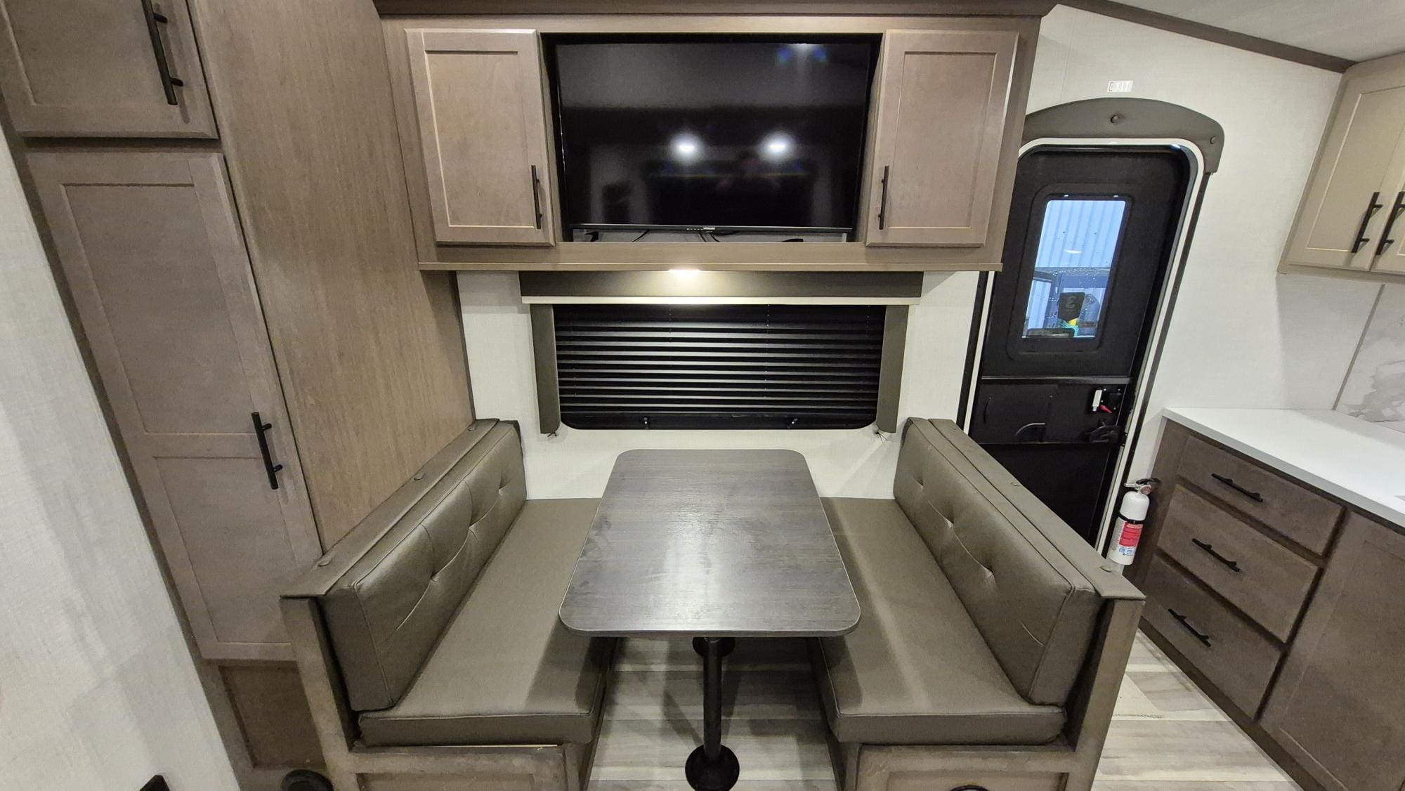 2026 COUGAR 2100RK by KEYSTONE - Image 13