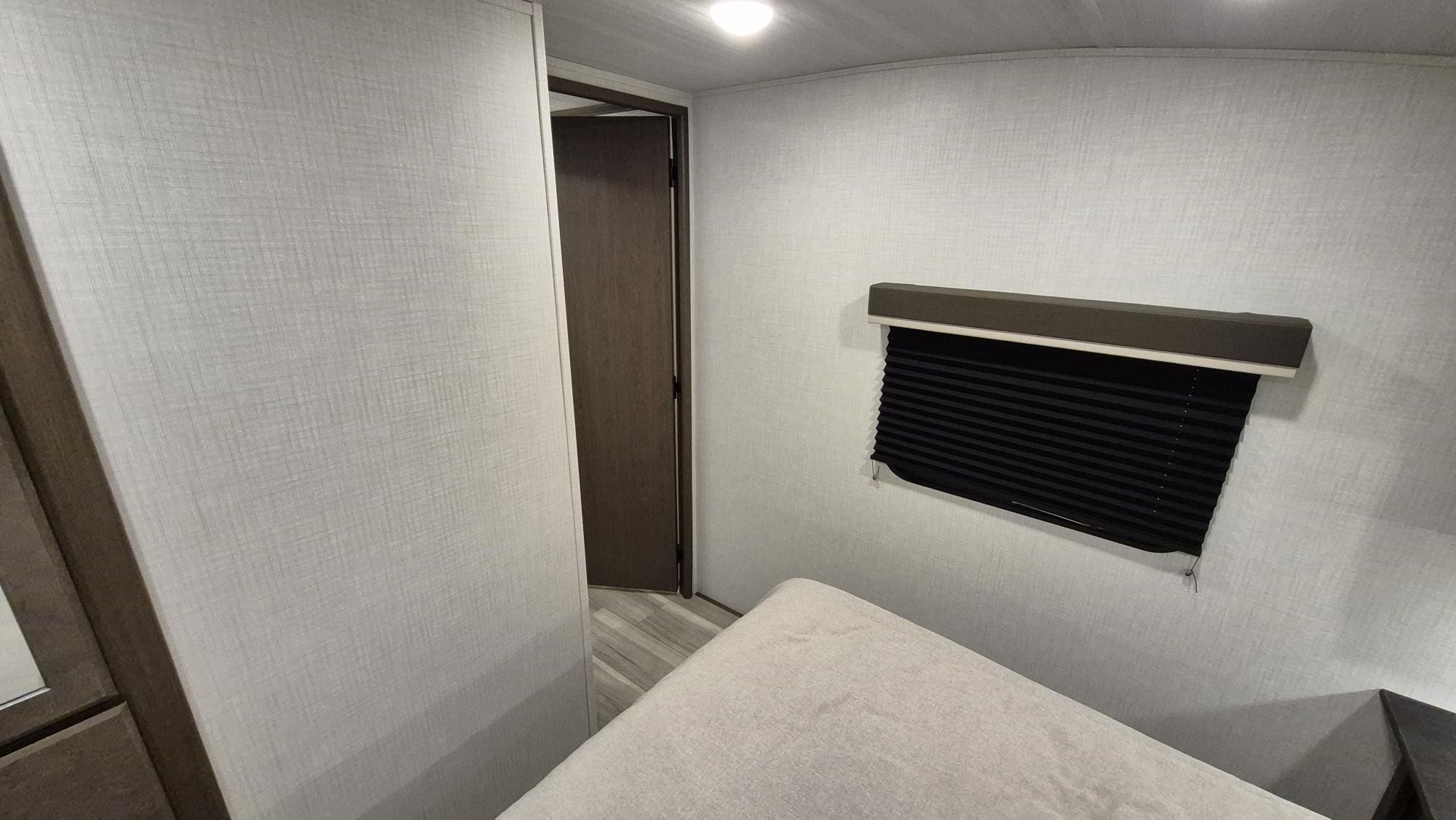 2026 COUGAR 2100RK by KEYSTONE - Image 19