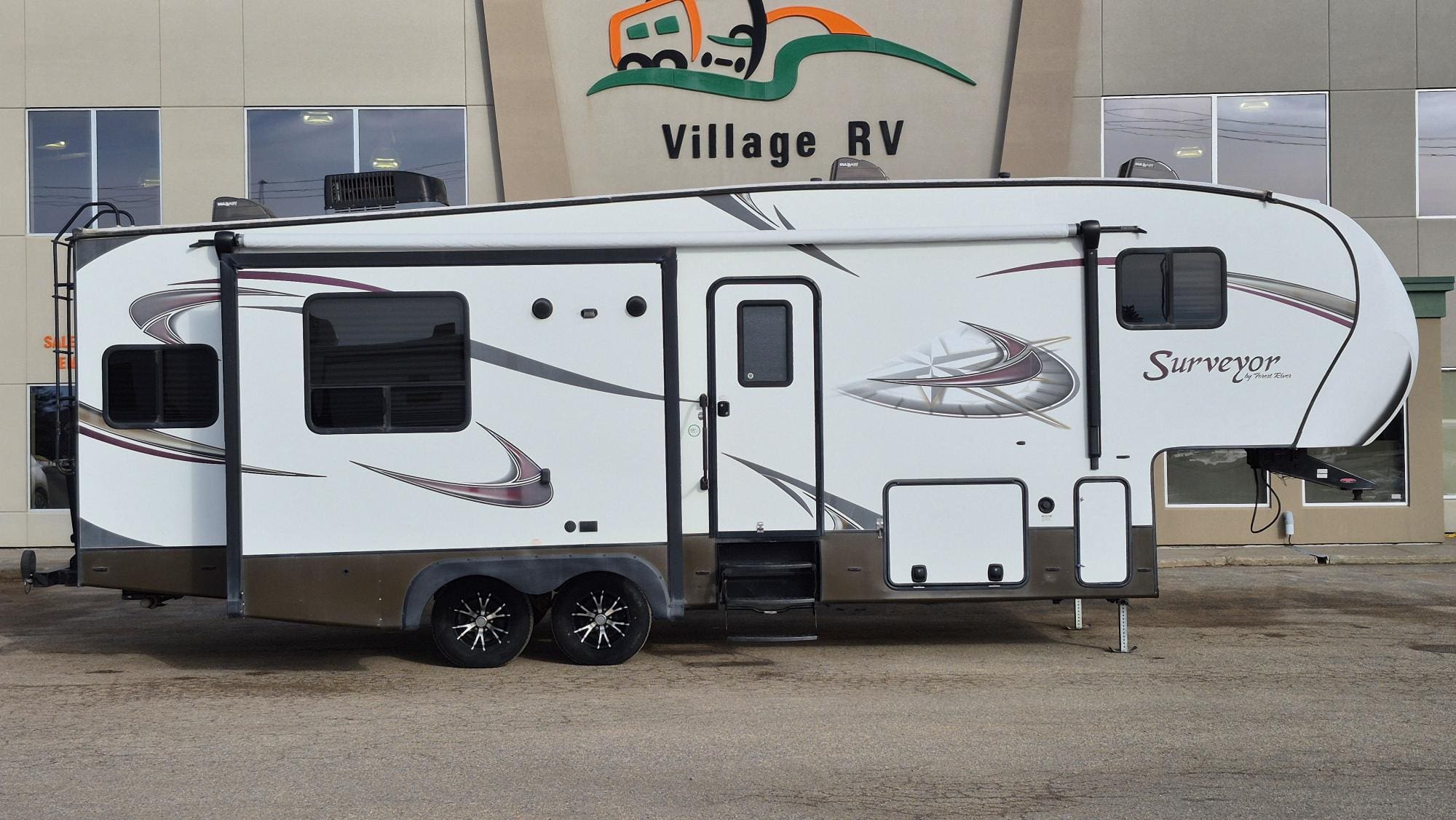 2014 SURVEYOR SVF293RLTS by FOREST RIVER