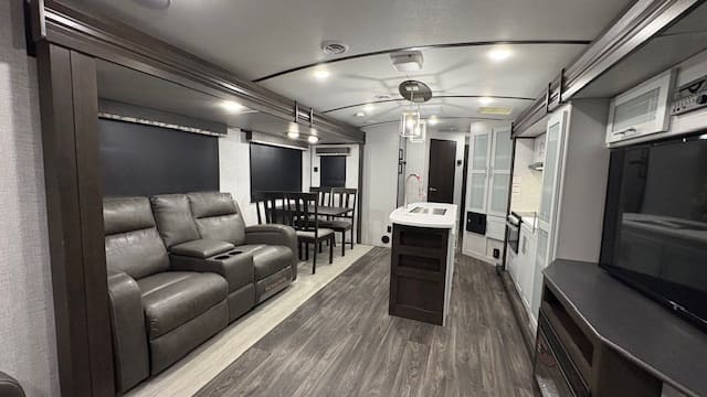 2021 BULLET PR 30RIPR by KEYSTONE - Image 6