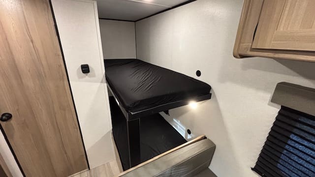 2026 COLEMAN 17B by KEYSTONE - Image 15