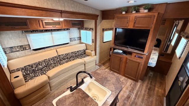 2015 MXT 319 by KZ - Image 9