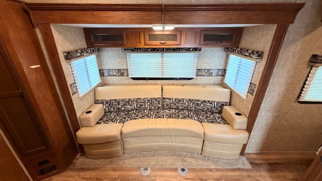 2015 MXT 319 by KZ - Image 10