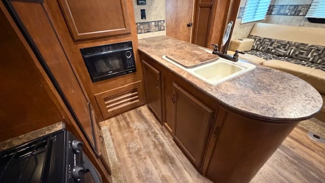 2015 MXT 319 by KZ - Image 14