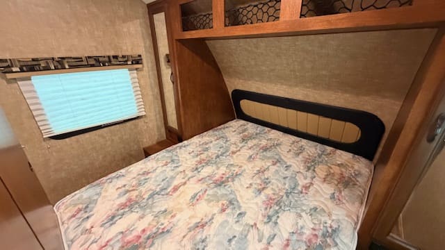 2015 MXT 319 by KZ - Image 15