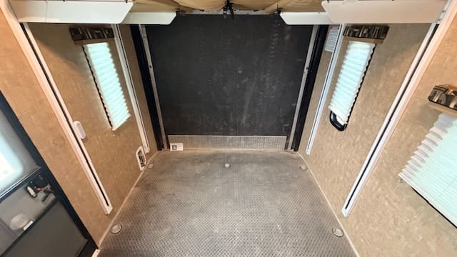 2015 MXT 319 by KZ - Image 30