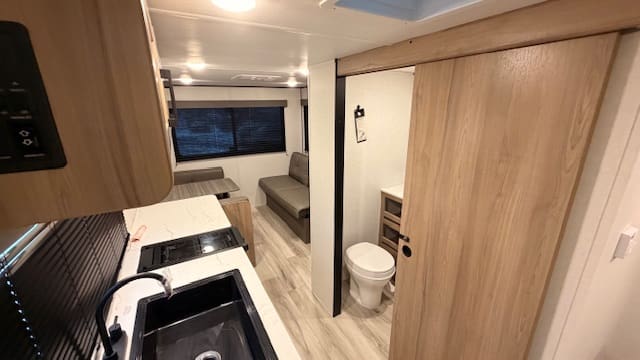 2026 COLEMAN 19R by KEYSTONE - Image 6