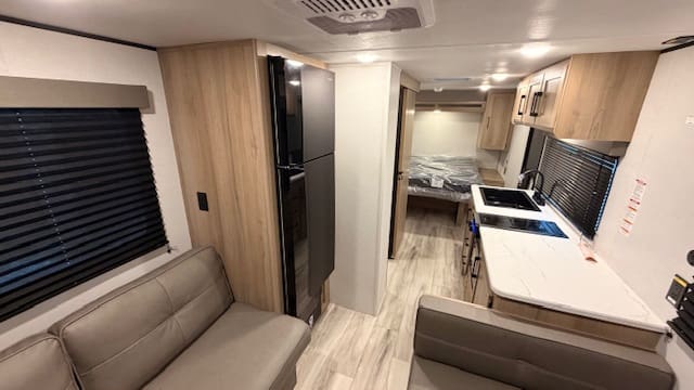 2026 COLEMAN 19R by KEYSTONE - Image 8