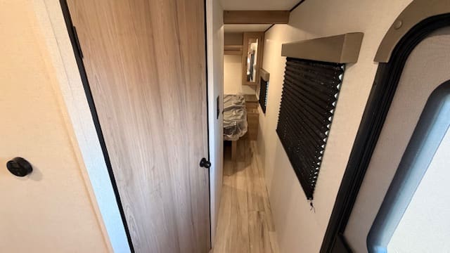 2026 COLEMAN 32BHS by KEYSTONE - Image 26