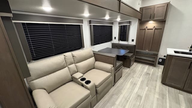 2026 COUGAR 2400RE by KEYSTONE - Image 8