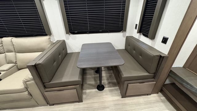 2026 COUGAR 2400RE by KEYSTONE - Image 15