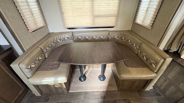 2017 BULLET 2190EX by KEYSTONE - Image 16