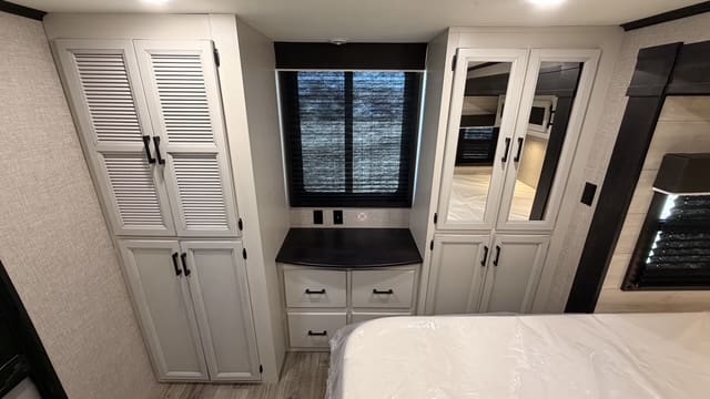 2022 JAYFLIGHT 40LOFT by JAYCO - Image 31
