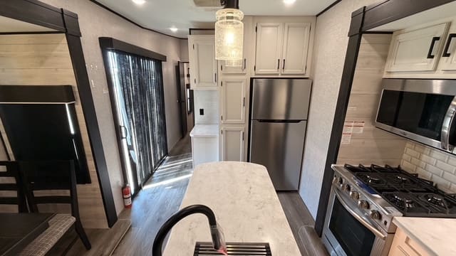 2022 JAYFLIGHT 40LOFT by JAYCO - Image 11