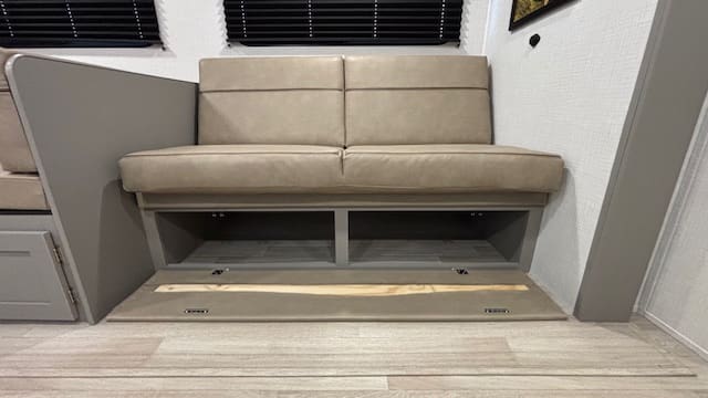 2026 HIDEOUT 262BHS by KEYSTONE - Image 19