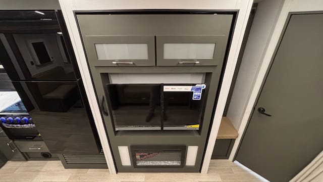 2026 BULLET 290BHS by KEYSTONE - Image 13