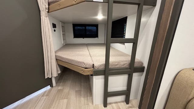 2026 BULLET 290BHS by KEYSTONE - Image 31