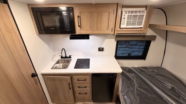 2026 COLEMAN 13R by KEYSTONE - Image 8