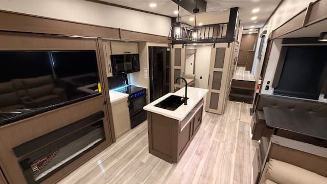 2026 COUGAR 360MBI by KEYSTONE - Image 11