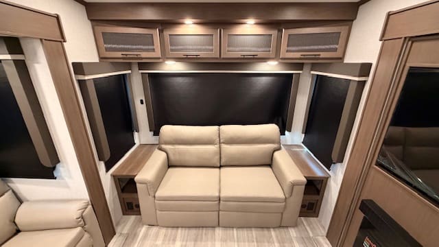 2026 COUGAR 360MBI by KEYSTONE - Image 13