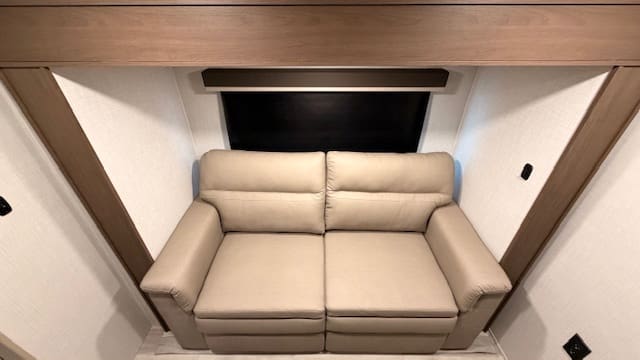 2026 COUGAR 360MBI by KEYSTONE - Image 26