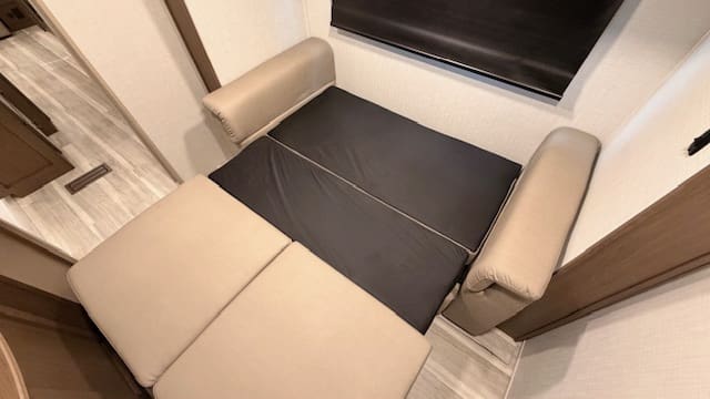 2026 COUGAR 360MBI by KEYSTONE - Image 28