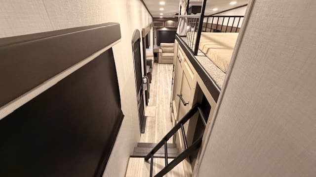 2026 COUGAR 360MBI by KEYSTONE - Image 32