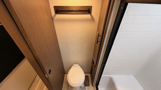 2026 COUGAR 360MBI by KEYSTONE - Image 40