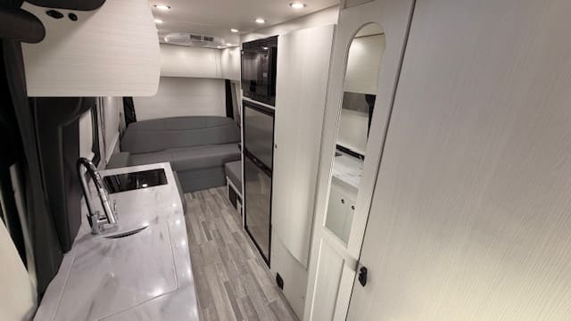 2023 PLEASURE-WAY PLATEAU TS by PLEASURE-WAY - Image 8