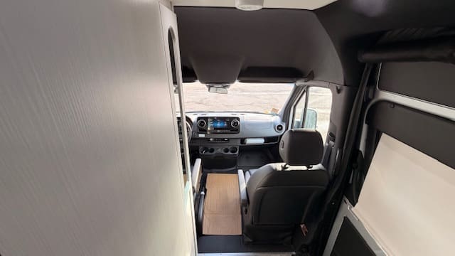 2023 PLEASURE-WAY PLATEAU TS by PLEASURE-WAY - Image 16