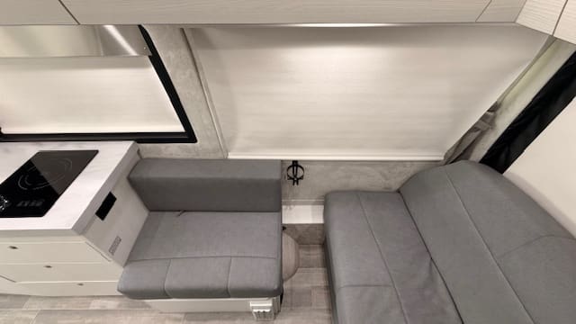 2023 PLEASURE-WAY PLATEAU TS by PLEASURE-WAY - Image 20