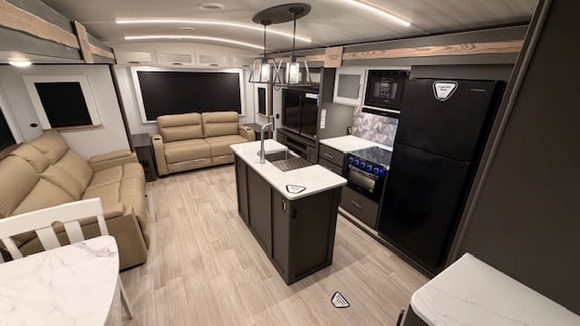 2026 BULLET 310RES by KEYSTONE - Image 9