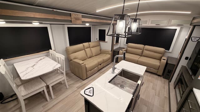 2026 BULLET 310RES by KEYSTONE - Image 10