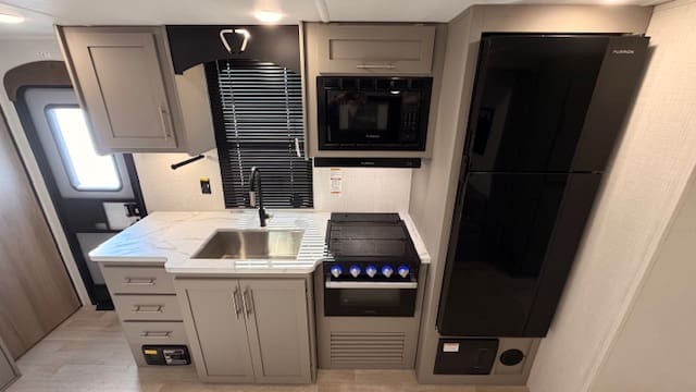 2026 HIDEOUT 310XBR by KEYSTONE - Image 12