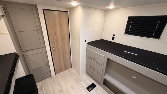 2026 HIDEOUT 310XBR by KEYSTONE - Image 27