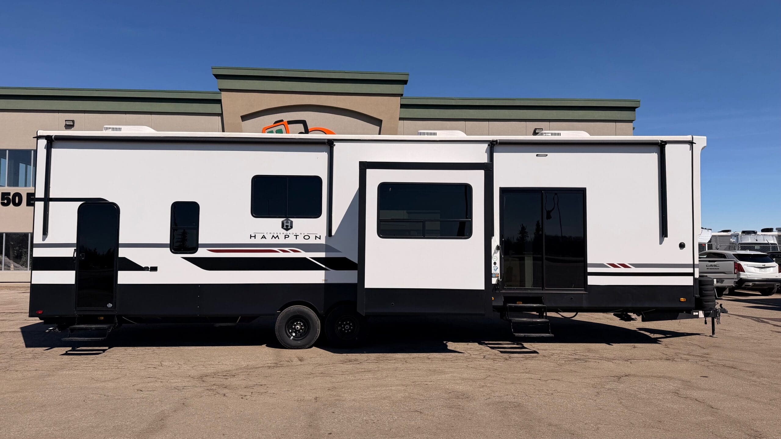 2026 HAMPTON 388FKL by CROSSROADS