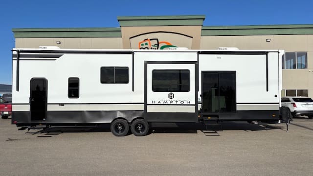 2026 HAMPTON 388FKL by CROSSROADS