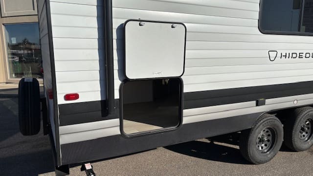 2026 HIDEOUT 230BH by KEYSTONE - Image 7