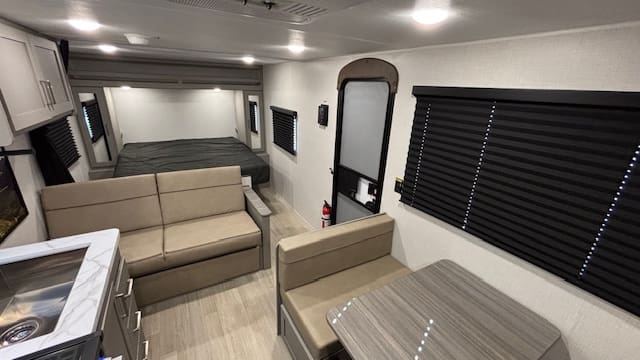 2026 HIDEOUT 230BH by KEYSTONE - Image 12