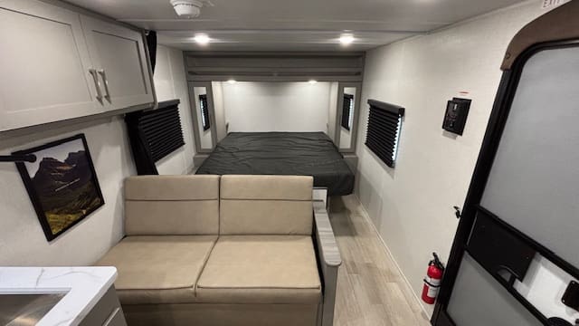 2026 HIDEOUT 230BH by KEYSTONE - Image 13