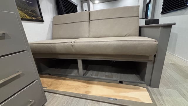 2026 HIDEOUT 230BH by KEYSTONE - Image 17